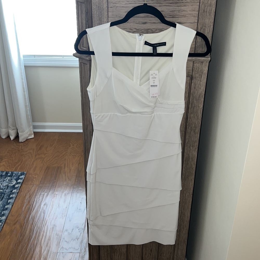 Elegant White Sleeveless Dress